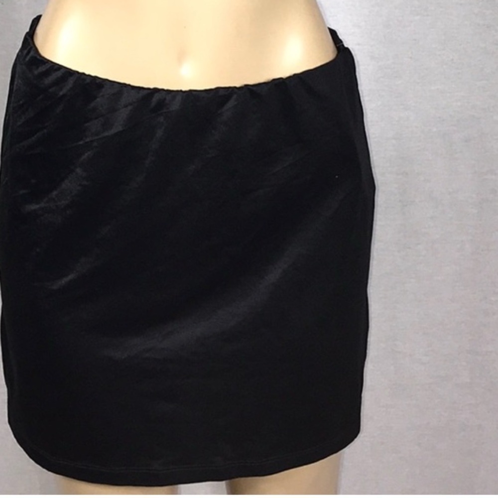 Zuliana black cover up skirt with size slits size extra large New With Tags